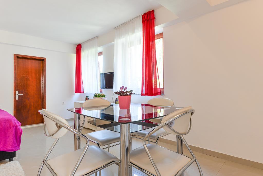 Apartment Nora Zadar